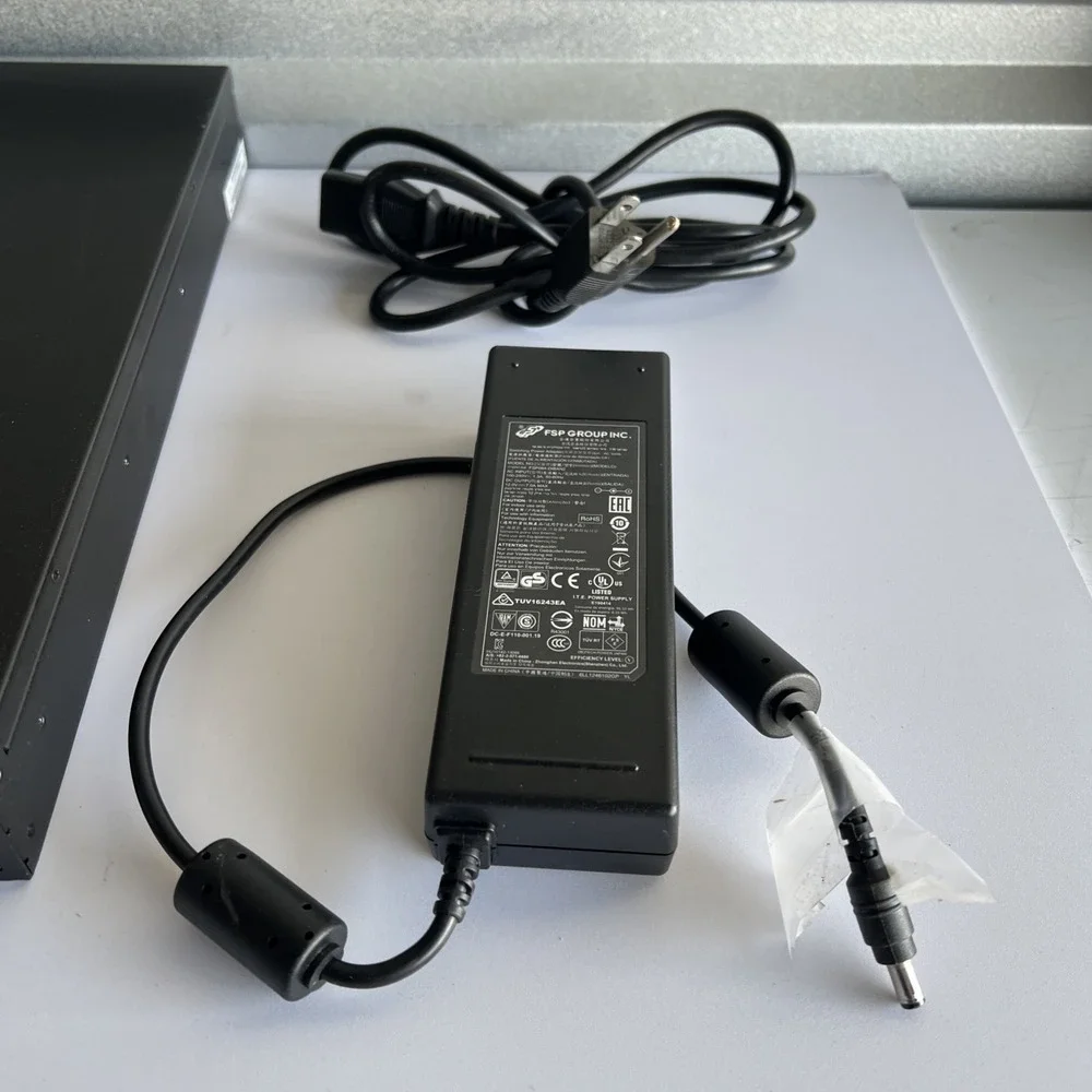 Riverbed Steelhead CX-570 Series cxa-00570-b020 With Adapter